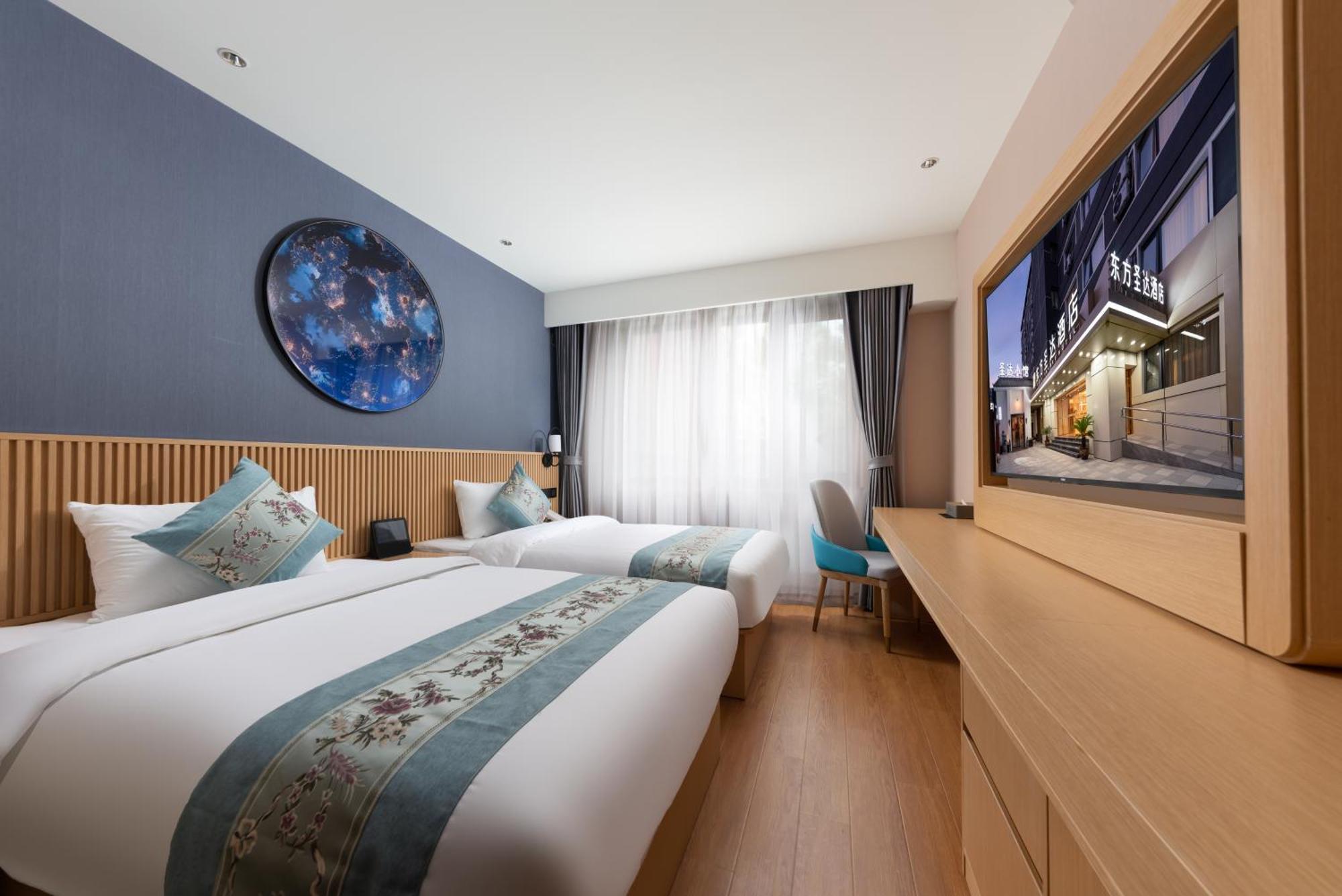 Jingfang Building Smart Hotel - Located In The Busiest Area Of The City Center, Close To Tiananmen Square And The Forbidden City, Wangfujing Shopping Street, Newly Opened Hotel, 3 Minutes Walk To Wangfujing St Ation On Line 1