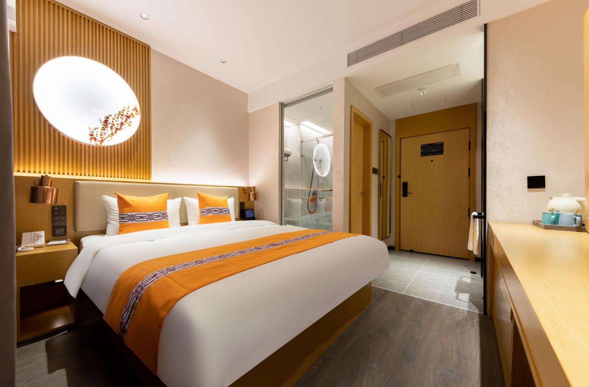 Jingfang Building Smart Hotel - Located In The Busiest Area Of The City Center, Close To Tiananmen Square And The Forbidden City, Wangfujing Shopping Street, Newly Opened Hotel, 3 Minutes Walk To Wangfujing St Ation On Line 1 Hotel